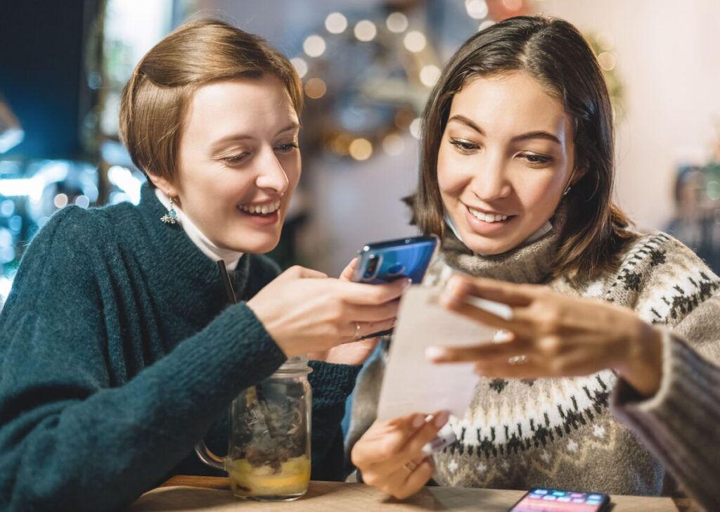 sharing bills and expenses with friends